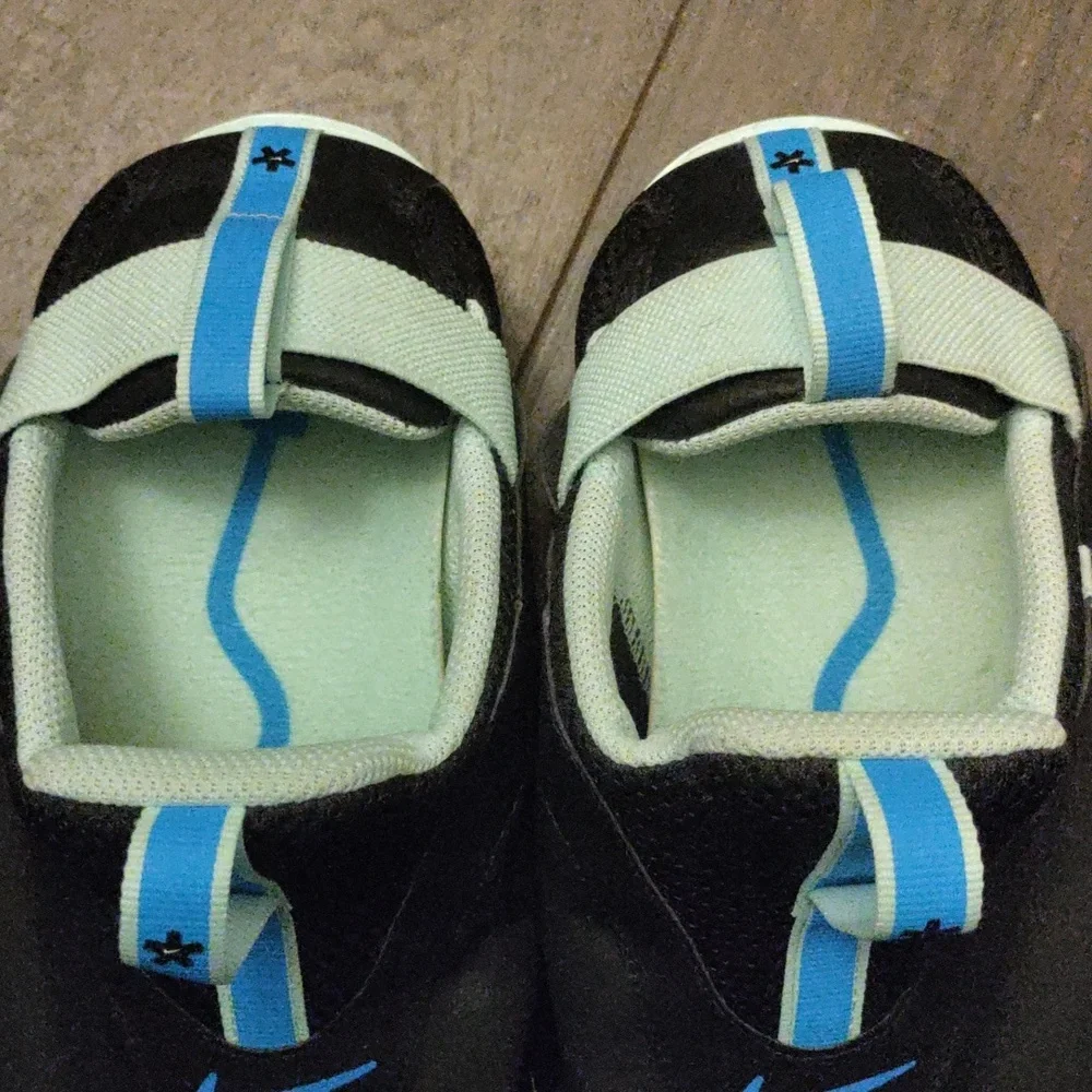 Nike "Zoom Pulse" Nursing Shoes/Sneakers_5